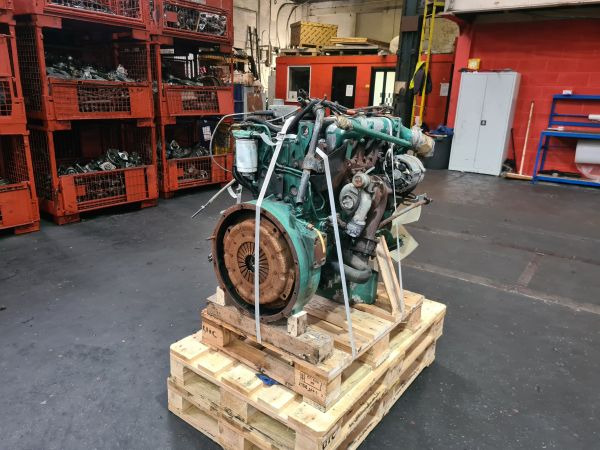 Volvo D4A Perkins 1004 Engine - Motor za Građevinski strojevi: slika Volvo D4A Perkins 1004 Engine - Motor za Građevinski strojevi Volvo D4A Perkins 1004 Engine - Motor za Građevinski strojevi: slika Volvo D4A Perkins 1004 Engine - Motor za Građevinski strojevi