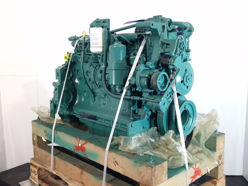 Volvo EC210B Excavator D6D EGE2 New Engine (Plant) - Motor za Građevinski strojevi: slika Volvo EC210B Excavator D6D EGE2 New Engine (Plant) - Motor za Građevinski strojevi Volvo EC210B Excavator D6D EGE2 New Engine (Plant) - Motor za Građevinski strojevi: slika Volvo EC210B Excavator D6D EGE2 New Engine (Plant) - Motor za Građevinski strojevi