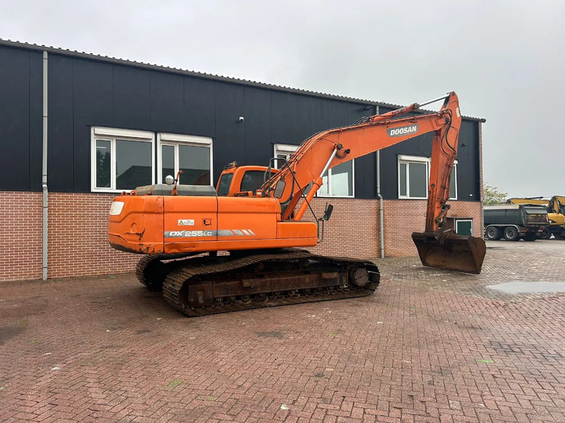 Doosan DX255LC - Bager gusjeničar: slika Doosan DX255LC - Bager gusjeničar Doosan DX255LC - Bager gusjeničar: slika Doosan DX255LC - Bager gusjeničar
