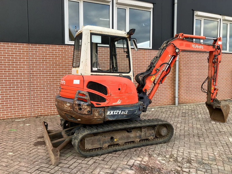 Kubota KX121-3a - Mini bager: slika Kubota KX121-3a - Mini bager Kubota KX121-3a - Mini bager: slika Kubota KX121-3a - Mini bager