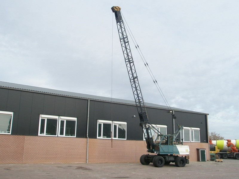 Sennebogen S611M - Autodizalica za sve terene: slika Sennebogen S611M - Autodizalica za sve terene Sennebogen S611M - Autodizalica za sve terene: slika Sennebogen S611M - Autodizalica za sve terene