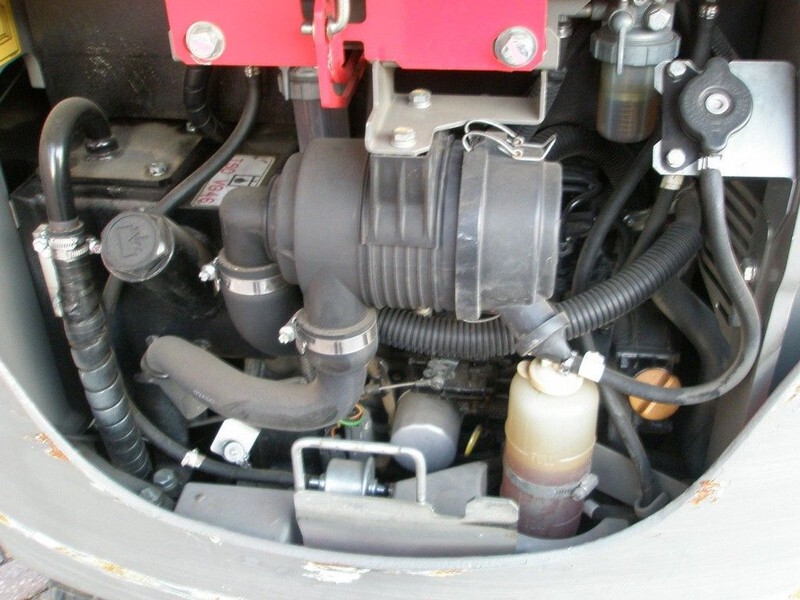 Yanmar SV17 - Mini bager: slika Yanmar SV17 - Mini bager Yanmar SV17 - Mini bager: slika Yanmar SV17 - Mini bager