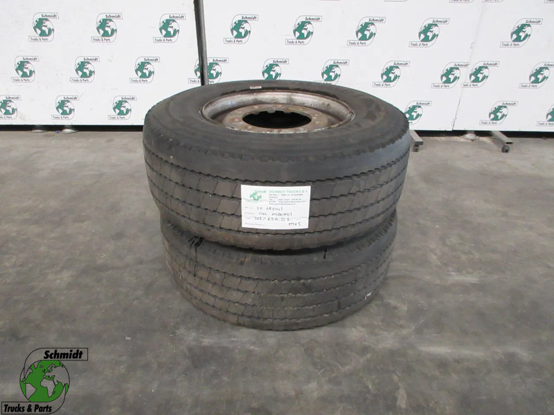 Aeolus 385 65 R 22.5 VOORBAND M+S MET STAAL WIEL 2 X OP VOORRAAD - Guma za Kamion: slika Aeolus 385 65 R 22.5 VOORBAND M+S MET STAAL WIEL 2 X OP VOORRAAD - Guma za Kamion Aeolus 385 65 R 22.5 VOORBAND M+S MET STAAL WIEL 2 X OP VOORRAAD - Guma za Kamion: slika Aeolus 385 65 R 22.5 VOORBAND M+S MET STAAL WIEL 2 X OP VOORRAAD - Guma za Kamion