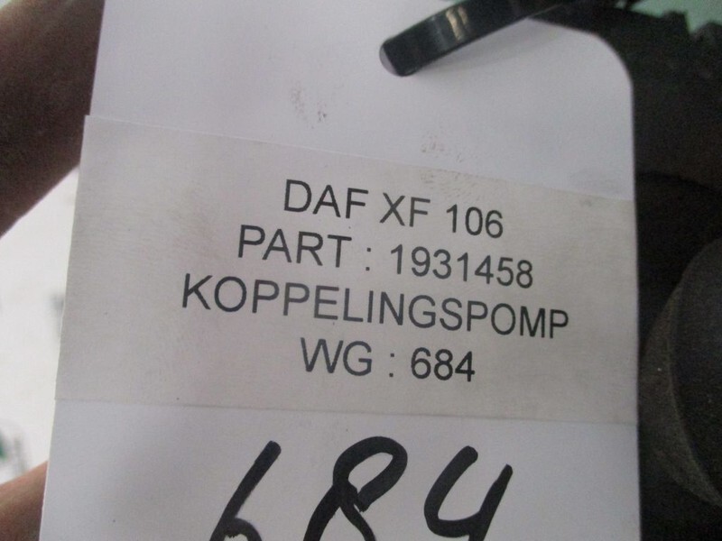 DAF 1931458 koppelingspomp XF CF euro 6 - Kvačilo i dijelovi za Kamion: slika DAF 1931458 koppelingspomp XF CF euro 6 - Kvačilo i dijelovi za Kamion DAF 1931458 koppelingspomp XF CF euro 6 - Kvačilo i dijelovi za Kamion: slika DAF 1931458 koppelingspomp XF CF euro 6 - Kvačilo i dijelovi za Kamion