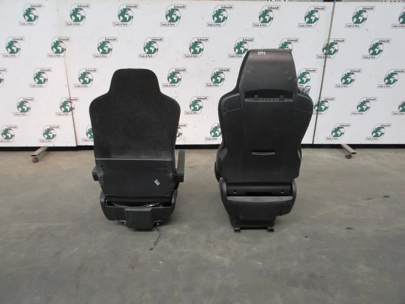 DAF 81.62307-6681 // 81.62307-6628 STOELEN SET MAN 18.500 MODEL 2020 - Sjedalo za Kamion: slika DAF 81.62307-6681 // 81.62307-6628 STOELEN SET MAN 18.500 MODEL 2020 - Sjedalo za Kamion DAF 81.62307-6681 // 81.62307-6628 STOELEN SET MAN 18.500 MODEL 2020 - Sjedalo za Kamion: slika DAF 81.62307-6681 // 81.62307-6628 STOELEN SET MAN 18.500 MODEL 2020 - Sjedalo za Kamion