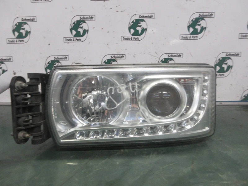 Iveco 5801639118 KOPLAMP LINKS IVECO HI WAY 440S42 EURO 6 - Prednja svjetla za Kamion: slika Iveco 5801639118 KOPLAMP LINKS IVECO HI WAY 440S42 EURO 6 - Prednja svjetla za Kamion Iveco 5801639118 KOPLAMP LINKS IVECO HI WAY 440S42 EURO 6 - Prednja svjetla za Kamion: slika Iveco 5801639118 KOPLAMP LINKS IVECO HI WAY 440S42 EURO 6 - Prednja svjetla za Kamion