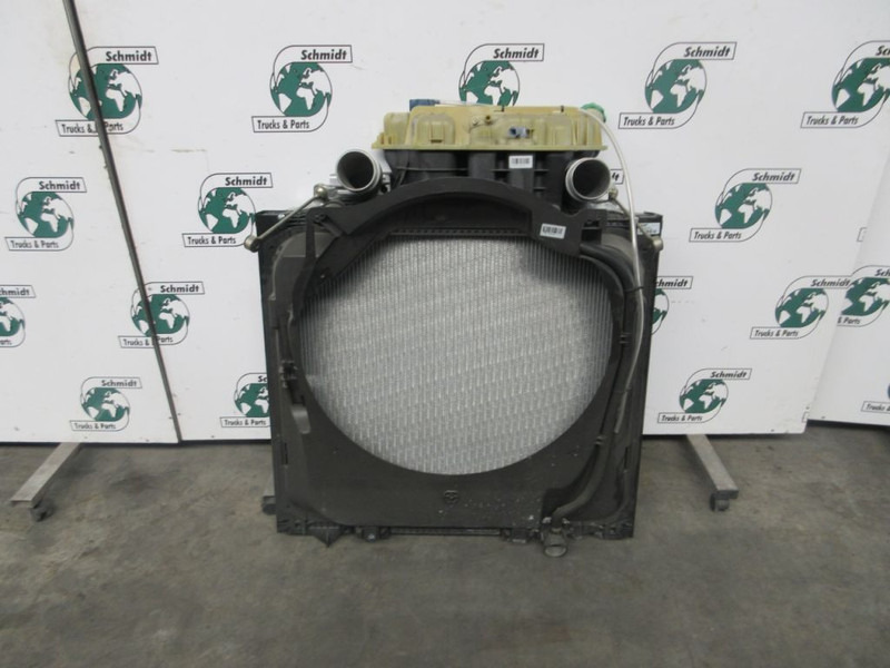 MAN 81.06100-6936/81.06130-0243 NIEUWE RADIATEUR MODEL 2022 - Hladnjak za Kamion: slika MAN 81.06100-6936/81.06130-0243 NIEUWE RADIATEUR MODEL 2022 - Hladnjak za Kamion MAN 81.06100-6936/81.06130-0243 NIEUWE RADIATEUR MODEL 2022 - Hladnjak za Kamion: slika MAN 81.06100-6936/81.06130-0243 NIEUWE RADIATEUR MODEL 2022 - Hladnjak za Kamion