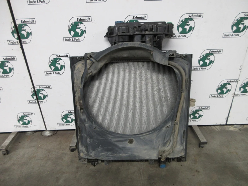 MAN 81.06101-0058 // 81.06101-6522 RADIATEUR MAN 26.540 EURO 5 - Hladnjak za Kamion: slika MAN 81.06101-0058 // 81.06101-6522 RADIATEUR MAN 26.540 EURO 5 - Hladnjak za Kamion MAN 81.06101-0058 // 81.06101-6522 RADIATEUR MAN 26.540 EURO 5 - Hladnjak za Kamion: slika MAN 81.06101-0058 // 81.06101-6522 RADIATEUR MAN 26.540 EURO 5 - Hladnjak za Kamion