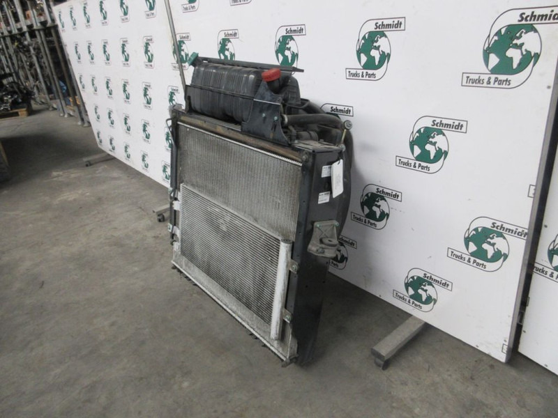 MAN 81.06101-0076 - 81.06101-0073 / RADIATEUR TGS EURO 6 - Hladnjak za Kamion: slika MAN 81.06101-0076 - 81.06101-0073 / RADIATEUR TGS EURO 6 - Hladnjak za Kamion MAN 81.06101-0076 - 81.06101-0073 / RADIATEUR TGS EURO 6 - Hladnjak za Kamion: slika MAN 81.06101-0076 - 81.06101-0073 / RADIATEUR TGS EURO 6 - Hladnjak za Kamion