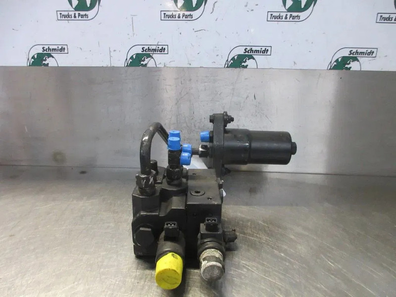 MAN 81.47103-6031//82.47103-6034 STUURVENTIEL MAN 6X2 MODEL 2020 - Upravljački mehanizam za Kamion: slika MAN 81.47103-6031//82.47103-6034 STUURVENTIEL MAN 6X2 MODEL 2020 - Upravljački mehanizam za Kamion MAN 81.47103-6031//82.47103-6034 STUURVENTIEL MAN 6X2 MODEL 2020 - Upravljački mehanizam za Kamion: slika MAN 81.47103-6031//82.47103-6034 STUURVENTIEL MAN 6X2 MODEL 2020 - Upravljački mehanizam za Kamion