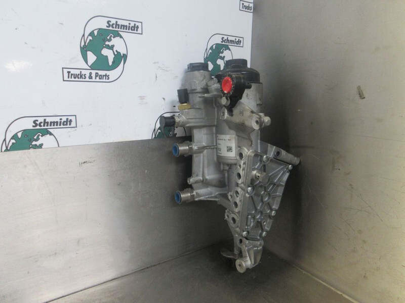 Mercedes-Benz A 936 090 80 52 BRANSTOFFILTER OM934LA EURO 6 - Filter goriva za Kamion: slika Mercedes-Benz A 936 090 80 52 BRANSTOFFILTER OM934LA EURO 6 - Filter goriva za Kamion Mercedes-Benz A 936 090 80 52 BRANSTOFFILTER OM934LA EURO 6 - Filter goriva za Kamion: slika Mercedes-Benz A 936 090 80 52 BRANSTOFFILTER OM934LA EURO 6 - Filter goriva za Kamion