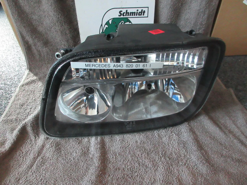 Mercedes-Benz A 943 820 02 61 // A 943 820 01 61 KOPLAMP MERCEDES BENZ 1841 MP2 EURO 3 NIEUWE - Prednja svjetla za Kamion: slika Mercedes-Benz A 943 820 02 61 // A 943 820 01 61 KOPLAMP MERCEDES BENZ 1841 MP2 EURO 3 NIEUWE - Prednja svjetla za Kamion Mercedes-Benz A 943 820 02 61 // A 943 820 01 61 KOPLAMP MERCEDES BENZ 1841 MP2 EURO 3 NIEUWE - Prednja svjetla za Kamion: slika Mercedes-Benz A 943 820 02 61 // A 943 820 01 61 KOPLAMP MERCEDES BENZ 1841 MP2 EURO 3 NIEUWE - Prednja svjetla za Kamion