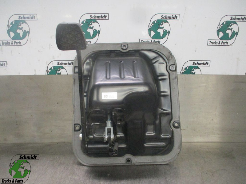 Mercedes-Benz A 960 294 12 01/A 960 292 04 01 REMPEDAAL COMPLEET EURO 6 - Papučica za Kamion: slika Mercedes-Benz A 960 294 12 01/A 960 292 04 01 REMPEDAAL COMPLEET EURO 6 - Papučica za Kamion Mercedes-Benz A 960 294 12 01/A 960 292 04 01 REMPEDAAL COMPLEET EURO 6 - Papučica za Kamion: slika Mercedes-Benz A 960 294 12 01/A 960 292 04 01 REMPEDAAL COMPLEET EURO 6 - Papučica za Kamion