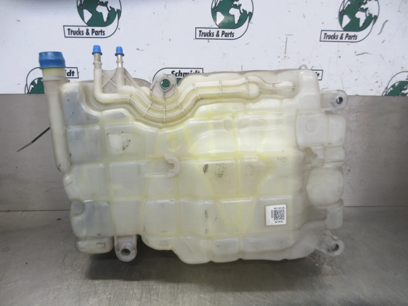 Scania 2277077 SCANIA S 450 NGS Expansiereservoir MODEL 2021 - Ekspanziona posuda za Kamion: slika Scania 2277077 SCANIA S 450 NGS Expansiereservoir MODEL 2021 - Ekspanziona posuda za Kamion Scania 2277077 SCANIA S 450 NGS Expansiereservoir MODEL 2021 - Ekspanziona posuda za Kamion: slika Scania 2277077 SCANIA S 450 NGS Expansiereservoir MODEL 2021 - Ekspanziona posuda za Kamion