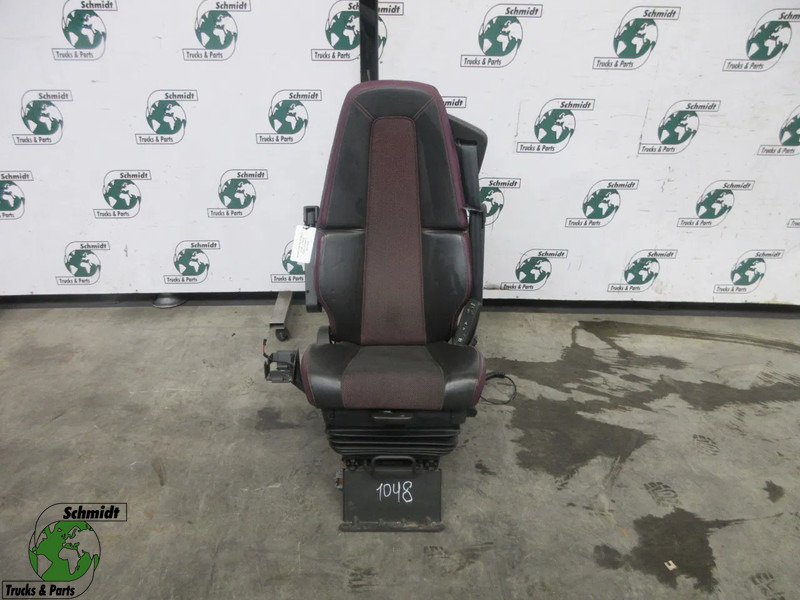 Volvo 23766412 // 23764396 STOELEN SET LUCHTGEVEERT R+L FM MODEL 2023 - Sjedalo za Kamion: slika Volvo 23766412 // 23764396 STOELEN SET LUCHTGEVEERT R+L FM MODEL 2023 - Sjedalo za Kamion Volvo 23766412 // 23764396 STOELEN SET LUCHTGEVEERT R+L FM MODEL 2023 - Sjedalo za Kamion: slika Volvo 23766412 // 23764396 STOELEN SET LUCHTGEVEERT R+L FM MODEL 2023 - Sjedalo za Kamion