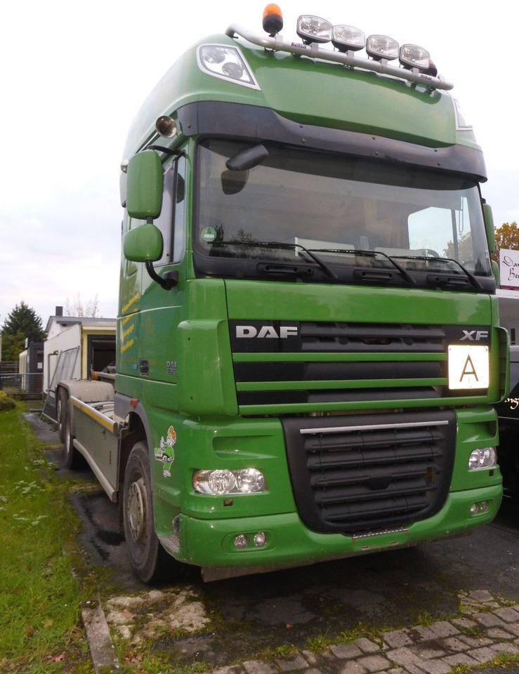 DAF XF 510 aus Werkverkehr 6 x 2 510PS Top-Zustan - Kamion s kukastom dizalicom: slika DAF XF 510 aus Werkverkehr 6 x 2 510PS Top-Zustan - Kamion s kukastom dizalicom DAF XF 510 aus Werkverkehr 6 x 2 510PS Top-Zustan - Kamion s kukastom dizalicom: slika DAF XF 510 aus Werkverkehr 6 x 2 510PS Top-Zustan - Kamion s kukastom dizalicom