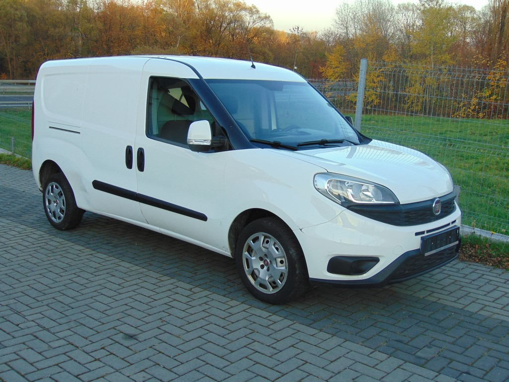 FIAT Doblo 1,6 MultiJet 105KM MAXI MAX - Mali kombi: slika FIAT Doblo 1,6 MultiJet 105KM MAXI MAX - Mali kombi FIAT Doblo 1,6 MultiJet 105KM MAXI MAX - Mali kombi: slika FIAT Doblo 1,6 MultiJet 105KM MAXI MAX - Mali kombi