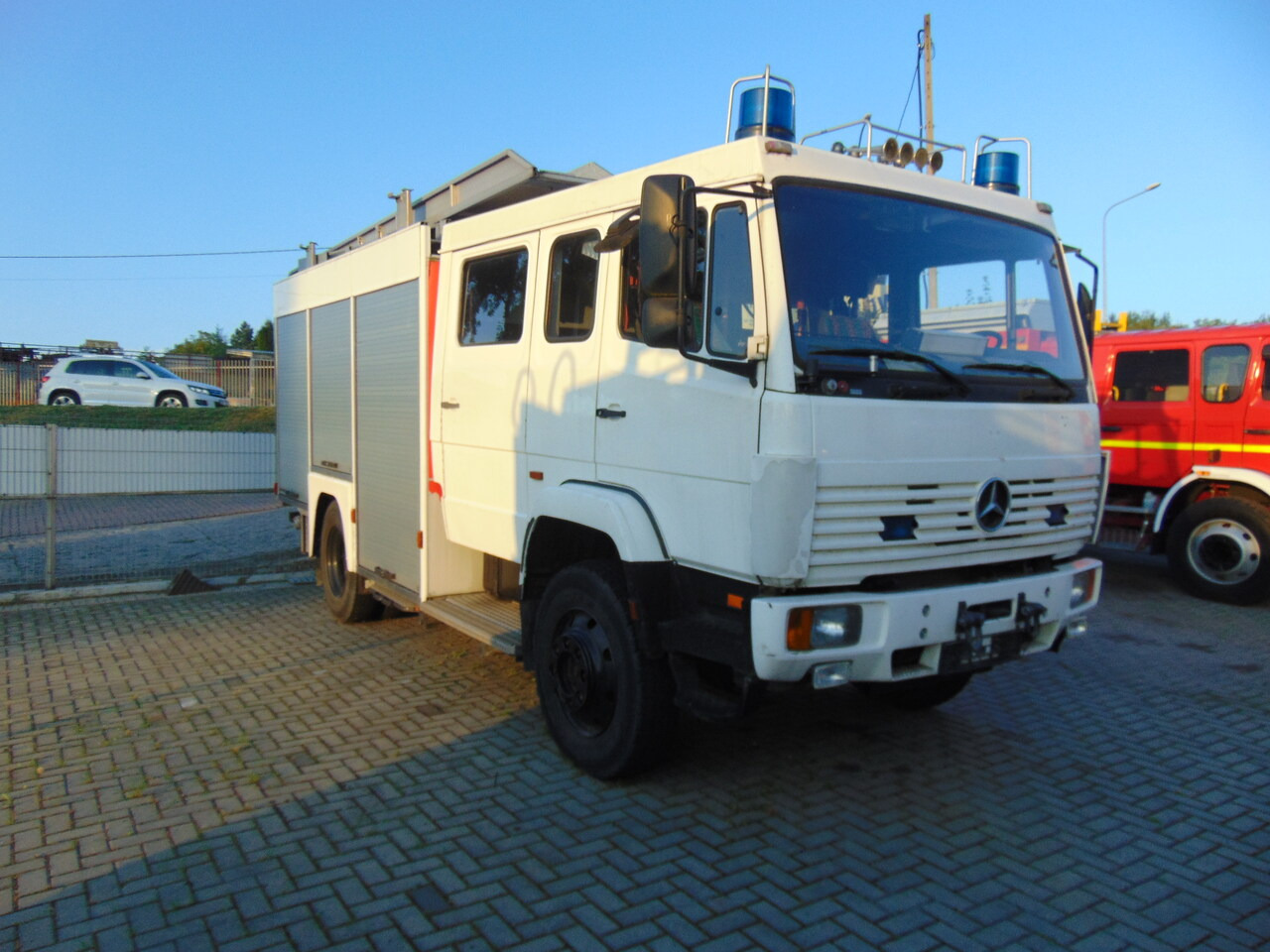 MERCEDES-BENZ 1124AF 4x4 MAGIRUS - Namjenska/ Posebna vozila: slika MERCEDES-BENZ 1124AF 4x4 MAGIRUS - Namjenska/ Posebna vozila MERCEDES-BENZ 1124AF 4x4 MAGIRUS - Namjenska/ Posebna vozila: slika MERCEDES-BENZ 1124AF 4x4 MAGIRUS - Namjenska/ Posebna vozila