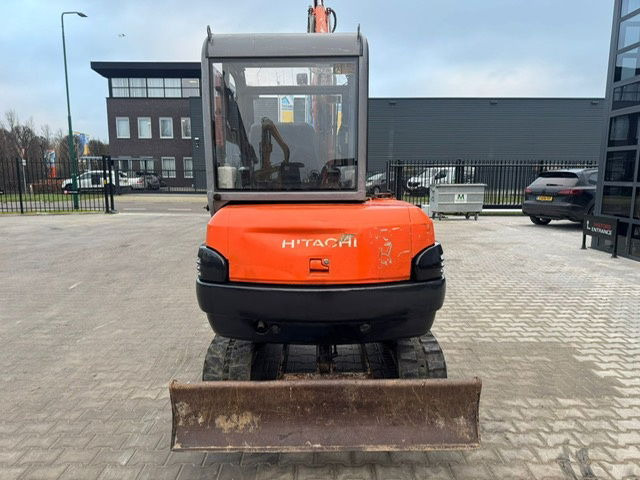 Hitachi ZX30 - Mini bager: slika Hitachi ZX30 - Mini bager Hitachi ZX30 - Mini bager: slika Hitachi ZX30 - Mini bager