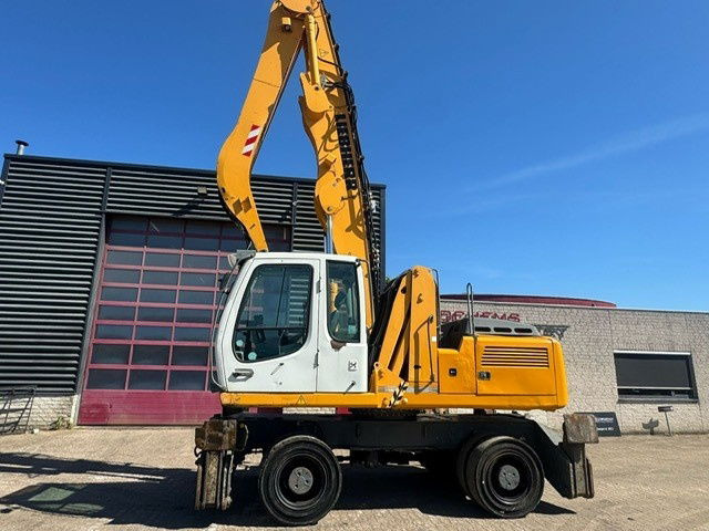 Liebherr A 904 C Litronic + Grab - Stroj za rukovanje otpadom: slika Liebherr A 904 C Litronic + Grab - Stroj za rukovanje otpadom Liebherr A 904 C Litronic + Grab - Stroj za rukovanje otpadom: slika Liebherr A 904 C Litronic + Grab - Stroj za rukovanje otpadom