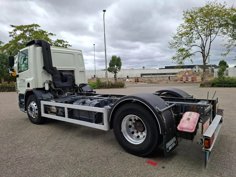 DAF CF75-250 / ADR / ONLY:320740 KM / PTO / INLINER / ALCOA / GOOD CONDITION / MANUAL / EURO-5 / 2011 - Kamion-šasija: slika DAF CF75-250 / ADR / ONLY:320740 KM / PTO / INLINER / ALCOA / GOOD CONDITION / MANUAL / EURO-5 / 2011 - Kamion-šasija DAF CF75-250 / ADR / ONLY:320740 KM / PTO / INLINER / ALCOA / GOOD CONDITION / MANUAL / EURO-5 / 2011 - Kamion-šasija: slika DAF CF75-250 / ADR / ONLY:320740 KM / PTO / INLINER / ALCOA / GOOD CONDITION / MANUAL / EURO-5 / 2011 - Kamion-šasija