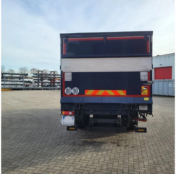 DAF LF 210 / ENGINE RUNNING / ONLY:120371 KM / PLATFORM:1000 KG / LWDS / AIRCO / AUTOMATIC / EURO-6 / 2022 - Kamion sandučar: slika DAF LF 210 / ENGINE RUNNING / ONLY:120371 KM / PLATFORM:1000 KG / LWDS / AIRCO / AUTOMATIC / EURO-6 / 2022 - Kamion sandučar DAF LF 210 / ENGINE RUNNING / ONLY:120371 KM / PLATFORM:1000 KG / LWDS / AIRCO / AUTOMATIC / EURO-6 / 2022 - Kamion sandučar: slika DAF LF 210 / ENGINE RUNNING / ONLY:120371 KM / PLATFORM:1000 KG / LWDS / AIRCO / AUTOMATIC / EURO-6 / 2022 - Kamion sandučar