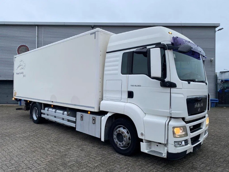 MAN TGS18.360 / HEATED BOX / FULL-AIR / PLATFORM / ONLY:392217 KM / MANUAL / EURO-4 / 2008 - Kamion sandučar: slika MAN TGS18.360 / HEATED BOX / FULL-AIR / PLATFORM / ONLY:392217 KM / MANUAL / EURO-4 / 2008 - Kamion sandučar MAN TGS18.360 / HEATED BOX / FULL-AIR / PLATFORM / ONLY:392217 KM / MANUAL / EURO-4 / 2008 - Kamion sandučar: slika MAN TGS18.360 / HEATED BOX / FULL-AIR / PLATFORM / ONLY:392217 KM / MANUAL / EURO-4 / 2008 - Kamion sandučar
