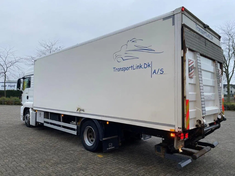 MAN TGS18.360 / HEATED BOX / FULL-AIR / PLATFORM / ONLY:392217 KM / MANUAL / EURO-4 / 2008 - Kamion sandučar: slika MAN TGS18.360 / HEATED BOX / FULL-AIR / PLATFORM / ONLY:392217 KM / MANUAL / EURO-4 / 2008 - Kamion sandučar MAN TGS18.360 / HEATED BOX / FULL-AIR / PLATFORM / ONLY:392217 KM / MANUAL / EURO-4 / 2008 - Kamion sandučar: slika MAN TGS18.360 / HEATED BOX / FULL-AIR / PLATFORM / ONLY:392217 KM / MANUAL / EURO-4 / 2008 - Kamion sandučar