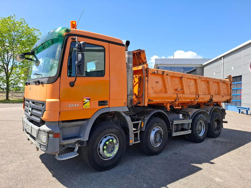 Mercedes-Benz Actros 4141 / 3SIDE MEILLER TIPPER / FULL-STEEL / DRUM BRAKES / ONLY:535937 KM / 2XSTEERING AXLE / AIRCO / AUTOMATIC / EURO-3 / - Kiper: slika Mercedes-Benz Actros 4141 / 3SIDE MEILLER TIPPER / FULL-STEEL / DRUM BRAKES / ONLY:535937 KM / 2XSTEERING AXLE / AIRCO / AUTOMATIC / EURO-3 / - Kiper Mercedes-Benz Actros 4141 / 3SIDE MEILLER TIPPER / FULL-STEEL / DRUM BRAKES / ONLY:535937 KM / 2XSTEERING AXLE / AIRCO / AUTOMATIC / EURO-3 / - Kiper: slika Mercedes-Benz Actros 4141 / 3SIDE MEILLER TIPPER / FULL-STEEL / DRUM BRAKES / ONLY:535937 KM / 2XSTEERING AXLE / AIRCO / AUTOMATIC / EURO-3 / - Kiper