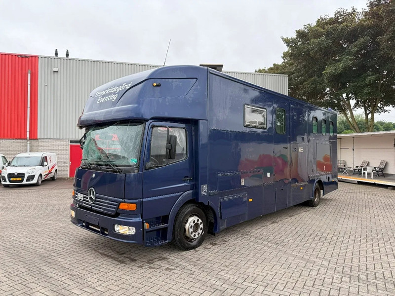 Mercedes-Benz Atego 1223 / ENGINE RUNNING / ONLY:159450 KM / HORSETRUCK / HEATED BOX / WATERTANK / LIVING ROOM / EURO-2 / MANUAL / 1998 - Kamion za prijevoz konja: slika Mercedes-Benz Atego 1223 / ENGINE RUNNING / ONLY:159450 KM / HORSETRUCK / HEATED BOX / WATERTANK / LIVING ROOM / EURO-2 / MANUAL / 1998 - Kamion za prijevoz konja Mercedes-Benz Atego 1223 / ENGINE RUNNING / ONLY:159450 KM / HORSETRUCK / HEATED BOX / WATERTANK / LIVING ROOM / EURO-2 / MANUAL / 1998 - Kamion za prijevoz konja: slika Mercedes-Benz Atego 1223 / ENGINE RUNNING / ONLY:159450 KM / HORSETRUCK / HEATED BOX / WATERTANK / LIVING ROOM / EURO-2 / MANUAL / 1998 - Kamion za prijevoz konja