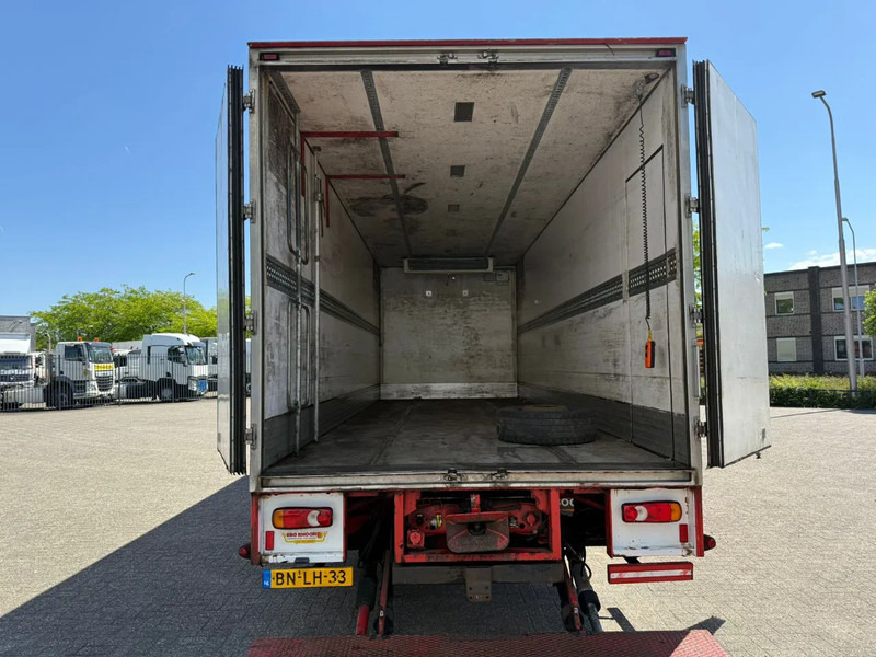 Kamion sandučar Renault Midlum 220DCI / NL TRUCK / TUV: 08-03-2026 / ONLY:154350KM / PLATFORM 2000 KG / SIDE DOOR / OLD TACHO / MANUAL / EURO-3 / 2003: slika Kamion sandučar Renault Midlum 220DCI / NL TRUCK / TUV: 08-03-2026 / ONLY:154350KM / PLATFORM 2000 KG / SIDE DOOR / OLD TACHO / MANUAL / EURO-3 / 2003