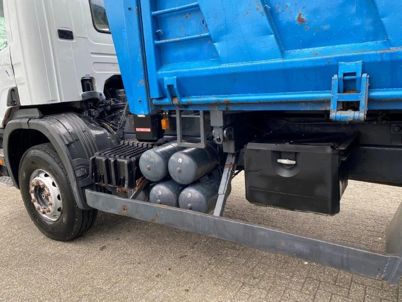 Kiper Scania 114-340 / 6X4 / 2 SIDE TIPPER / BIG AXLE / FULL-STEEL / DRUM BRAKES / MANUAL / 1999: slika Kiper Scania 114-340 / 6X4 / 2 SIDE TIPPER / BIG AXLE / FULL-STEEL / DRUM BRAKES / MANUAL / 1999 Kiper Scania 114-340 / 6X4 / 2 SIDE TIPPER / BIG AXLE / FULL-STEEL / DRUM BRAKES / MANUAL / 1999: slika Kiper Scania 114-340 / 6X4 / 2 SIDE TIPPER / BIG AXLE / FULL-STEEL / DRUM BRAKES / MANUAL / 1999