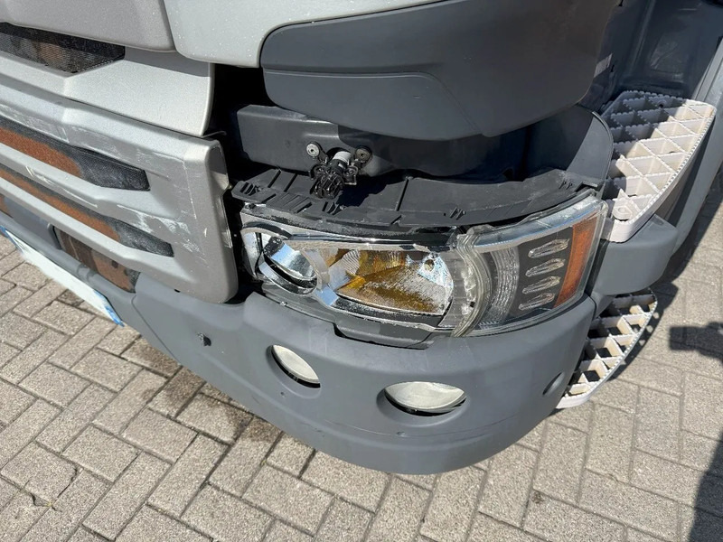 Scania R490 / 8X4 / ENGINE RUNNING / RETARDER / 9 TON FRONT AXLE / LIFT+LENKACHSE / AUTOMATIC / EURO-6 / 2017 - Kamion-šasija: slika Scania R490 / 8X4 / ENGINE RUNNING / RETARDER / 9 TON FRONT AXLE / LIFT+LENKACHSE / AUTOMATIC / EURO-6 / 2017 - Kamion-šasija Scania R490 / 8X4 / ENGINE RUNNING / RETARDER / 9 TON FRONT AXLE / LIFT+LENKACHSE / AUTOMATIC / EURO-6 / 2017 - Kamion-šasija: slika Scania R490 / 8X4 / ENGINE RUNNING / RETARDER / 9 TON FRONT AXLE / LIFT+LENKACHSE / AUTOMATIC / EURO-6 / 2017 - Kamion-šasija