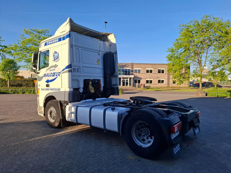 DAF XF106-460 / INTARDER / DEB / MANUAL / AIRCO / CLEAN TRUCK / EURO-6 / 2014 - Tegljač: slika DAF XF106-460 / INTARDER / DEB / MANUAL / AIRCO / CLEAN TRUCK / EURO-6 / 2014 - Tegljač DAF XF106-460 / INTARDER / DEB / MANUAL / AIRCO / CLEAN TRUCK / EURO-6 / 2014 - Tegljač: slika DAF XF106-460 / INTARDER / DEB / MANUAL / AIRCO / CLEAN TRUCK / EURO-6 / 2014 - Tegljač