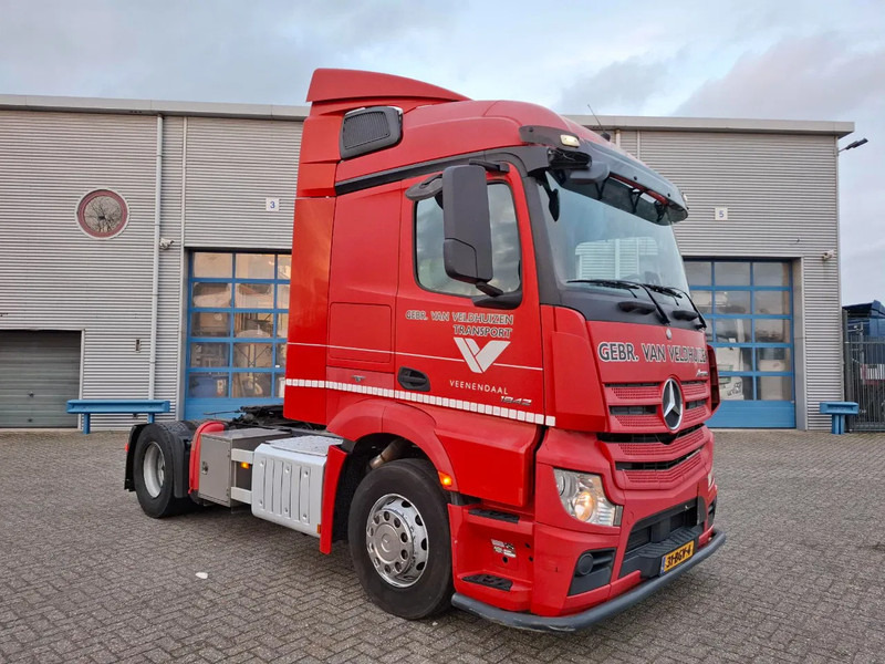 Mercedes-Benz Actros 1942 / NL TRUCK / TUV:25-08-2026 / ONLY:632483 KM / LWDS / CLEAN TRUCK / AUTOMATIC / EURO-6 / 2016 - Tegljač: slika Mercedes-Benz Actros 1942 / NL TRUCK / TUV:25-08-2026 / ONLY:632483 KM / LWDS / CLEAN TRUCK / AUTOMATIC / EURO-6 / 2016 - Tegljač Mercedes-Benz Actros 1942 / NL TRUCK / TUV:25-08-2026 / ONLY:632483 KM / LWDS / CLEAN TRUCK / AUTOMATIC / EURO-6 / 2016 - Tegljač: slika Mercedes-Benz Actros 1942 / NL TRUCK / TUV:25-08-2026 / ONLY:632483 KM / LWDS / CLEAN TRUCK / AUTOMATIC / EURO-6 / 2016 - Tegljač