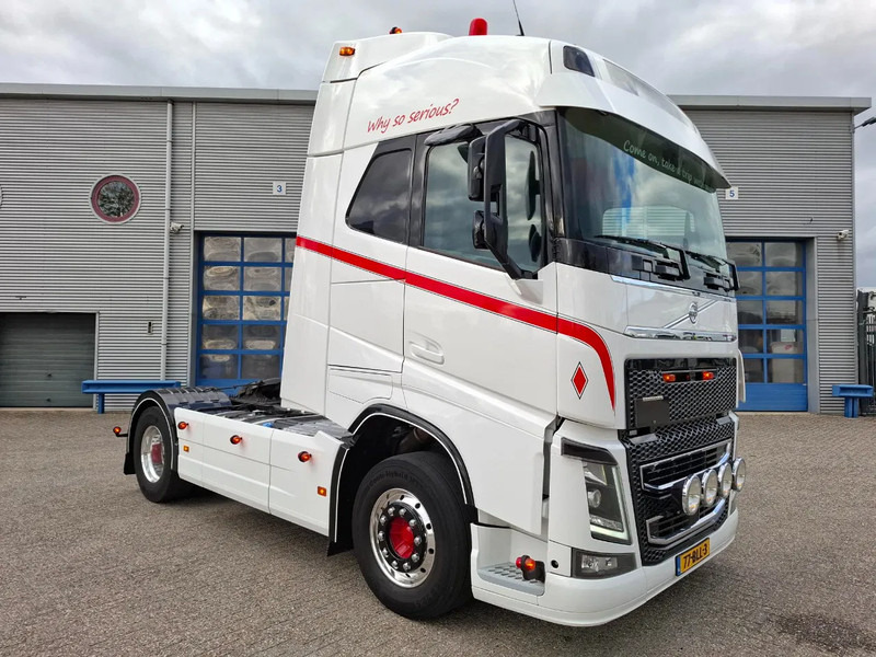 Volvo FH4-460 / CLEAN NL TRUCK / VEB+ / ADR / ACC / LWDS / DAS / DOUBLE TANK / LEATHER / FRIDGE / ALCOA / EURO-6 / 2016 - Tegljač: slika Volvo FH4-460 / CLEAN NL TRUCK / VEB+ / ADR / ACC / LWDS / DAS / DOUBLE TANK / LEATHER / FRIDGE / ALCOA / EURO-6 / 2016 - Tegljač Volvo FH4-460 / CLEAN NL TRUCK / VEB+ / ADR / ACC / LWDS / DAS / DOUBLE TANK / LEATHER / FRIDGE / ALCOA / EURO-6 / 2016 - Tegljač: slika Volvo FH4-460 / CLEAN NL TRUCK / VEB+ / ADR / ACC / LWDS / DAS / DOUBLE TANK / LEATHER / FRIDGE / ALCOA / EURO-6 / 2016 - Tegljač