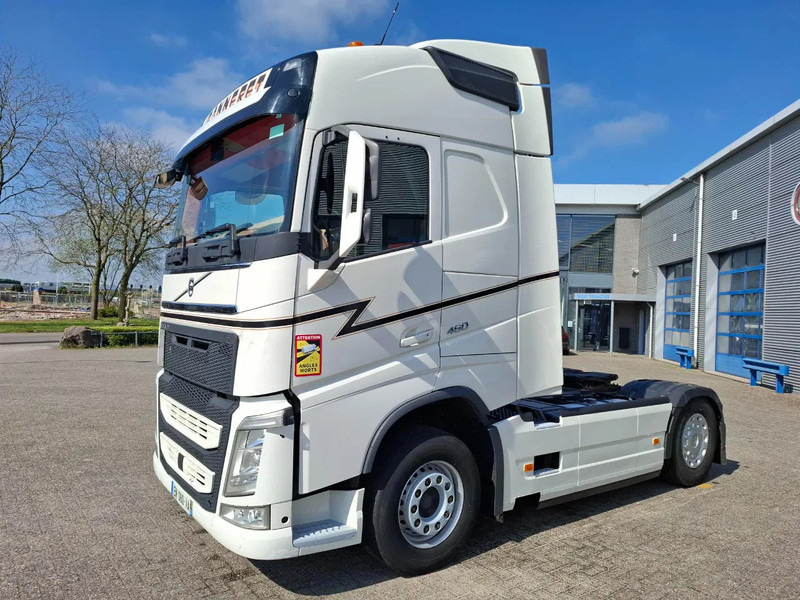 Volvo FH4-460 / VEB+ / DOUBLE TANK / FRIDGE / TUV:14-04-2025 / AUTOMATIC / EURO-6 / 2018 - Tegljač: slika Volvo FH4-460 / VEB+ / DOUBLE TANK / FRIDGE / TUV:14-04-2025 / AUTOMATIC / EURO-6 / 2018 - Tegljač Volvo FH4-460 / VEB+ / DOUBLE TANK / FRIDGE / TUV:14-04-2025 / AUTOMATIC / EURO-6 / 2018 - Tegljač: slika Volvo FH4-460 / VEB+ / DOUBLE TANK / FRIDGE / TUV:14-04-2025 / AUTOMATIC / EURO-6 / 2018 - Tegljač