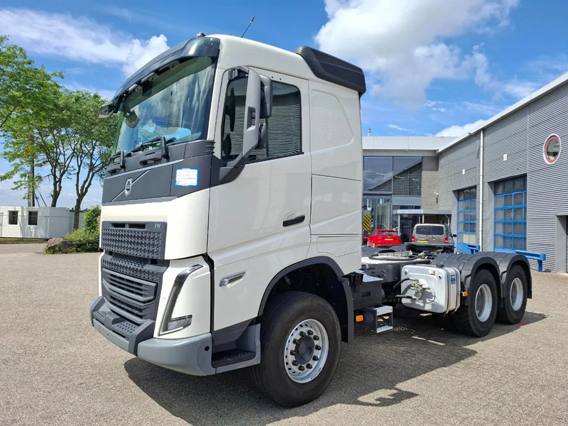 Volvo FH5-500 / 6X4 / RETARDER / HYDRAULICS / ONLY:46190 KM / BIG AXLE / 52 TON / VEB+ / ACC / LWDS / TOP CONDITION / AUTOMATIC / EURO - Tegljač: slika Volvo FH5-500 / 6X4 / RETARDER / HYDRAULICS / ONLY:46190 KM / BIG AXLE / 52 TON / VEB+ / ACC / LWDS / TOP CONDITION / AUTOMATIC / EURO - Tegljač Volvo FH5-500 / 6X4 / RETARDER / HYDRAULICS / ONLY:46190 KM / BIG AXLE / 52 TON / VEB+ / ACC / LWDS / TOP CONDITION / AUTOMATIC / EURO - Tegljač: slika Volvo FH5-500 / 6X4 / RETARDER / HYDRAULICS / ONLY:46190 KM / BIG AXLE / 52 TON / VEB+ / ACC / LWDS / TOP CONDITION / AUTOMATIC / EURO - Tegljač