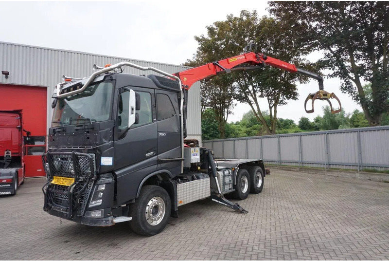 Volvo FH16-750 / ENGINE RUNNING / 6x4 / RETARDER / BIG AXLE / VEB+ / PALFINGER FD250 / EURO-6 / 2016 - Kamion šumar, Kamion s kranom: slika Volvo FH16-750 / ENGINE RUNNING / 6x4 / RETARDER / BIG AXLE / VEB+ / PALFINGER FD250 / EURO-6 / 2016 - Kamion šumar, Kamion s kranom Volvo FH16-750 / ENGINE RUNNING / 6x4 / RETARDER / BIG AXLE / VEB+ / PALFINGER FD250 / EURO-6 / 2016 - Kamion šumar, Kamion s kranom: slika Volvo FH16-750 / ENGINE RUNNING / 6x4 / RETARDER / BIG AXLE / VEB+ / PALFINGER FD250 / EURO-6 / 2016 - Kamion šumar, Kamion s kranom