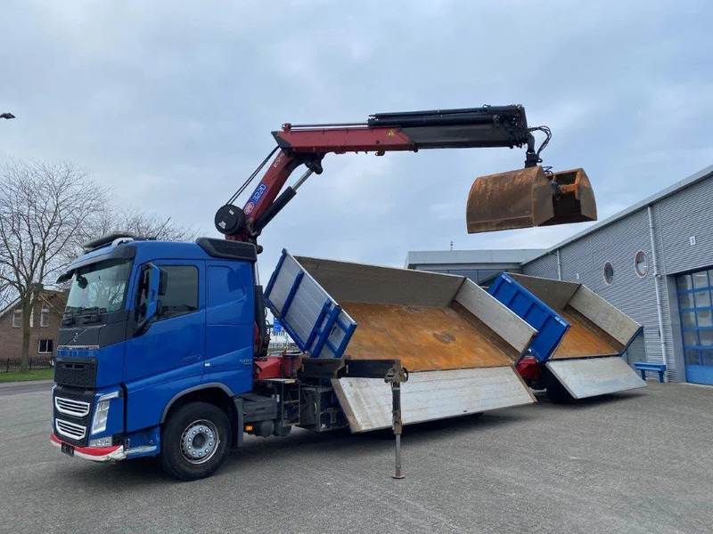 Volvo FH4-500 / HMF 3220K-RC / REMOTE / ROTATOR / 3SIDE TIPPER / DYNAMIC STEERING / ONLY:302623 KM / AUTOMATIC / EURO-6 / 2017 - Kamion s kranom: slika Volvo FH4-500 / HMF 3220K-RC / REMOTE / ROTATOR / 3SIDE TIPPER / DYNAMIC STEERING / ONLY:302623 KM / AUTOMATIC / EURO-6 / 2017 - Kamion s kranom Volvo FH4-500 / HMF 3220K-RC / REMOTE / ROTATOR / 3SIDE TIPPER / DYNAMIC STEERING / ONLY:302623 KM / AUTOMATIC / EURO-6 / 2017 - Kamion s kranom: slika Volvo FH4-500 / HMF 3220K-RC / REMOTE / ROTATOR / 3SIDE TIPPER / DYNAMIC STEERING / ONLY:302623 KM / AUTOMATIC / EURO-6 / 2017 - Kamion s kranom