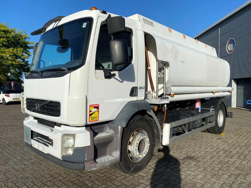 Volvo FL7-290 / 5 COMPARTIMENTS / 13000 LITER TOTAL / PUMP / AUTOMATIC / EURO-5 / 2009 - Kamion cisterna: slika Volvo FL7-290 / 5 COMPARTIMENTS / 13000 LITER TOTAL / PUMP / AUTOMATIC / EURO-5 / 2009 - Kamion cisterna Volvo FL7-290 / 5 COMPARTIMENTS / 13000 LITER TOTAL / PUMP / AUTOMATIC / EURO-5 / 2009 - Kamion cisterna: slika Volvo FL7-290 / 5 COMPARTIMENTS / 13000 LITER TOTAL / PUMP / AUTOMATIC / EURO-5 / 2009 - Kamion cisterna