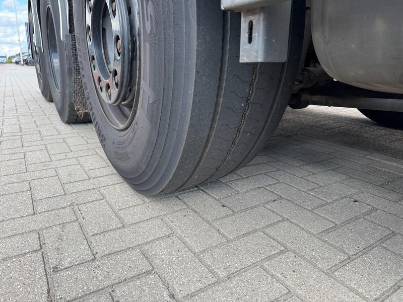 Kamion s kranom DAF CF410 FAQ HMF 2620, Unfall - Damaged.: slika Kamion s kranom DAF CF410 FAQ HMF 2620, Unfall - Damaged. Kamion s kranom DAF CF410 FAQ HMF 2620, Unfall - Damaged.: slika Kamion s kranom DAF CF410 FAQ HMF 2620, Unfall - Damaged.