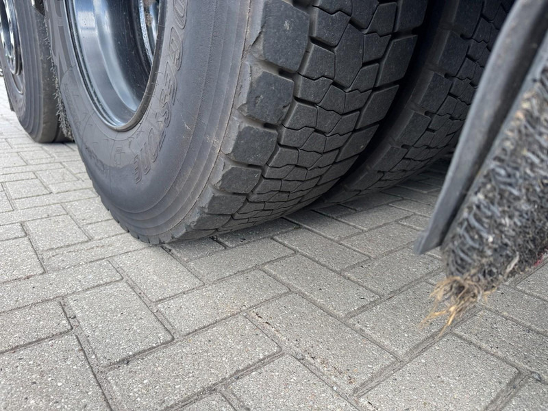 Kamion s kranom DAF CF410 FAQ HMF 2620, Unfall - Damaged.: slika Kamion s kranom DAF CF410 FAQ HMF 2620, Unfall - Damaged. Kamion s kranom DAF CF410 FAQ HMF 2620, Unfall - Damaged.: slika Kamion s kranom DAF CF410 FAQ HMF 2620, Unfall - Damaged.