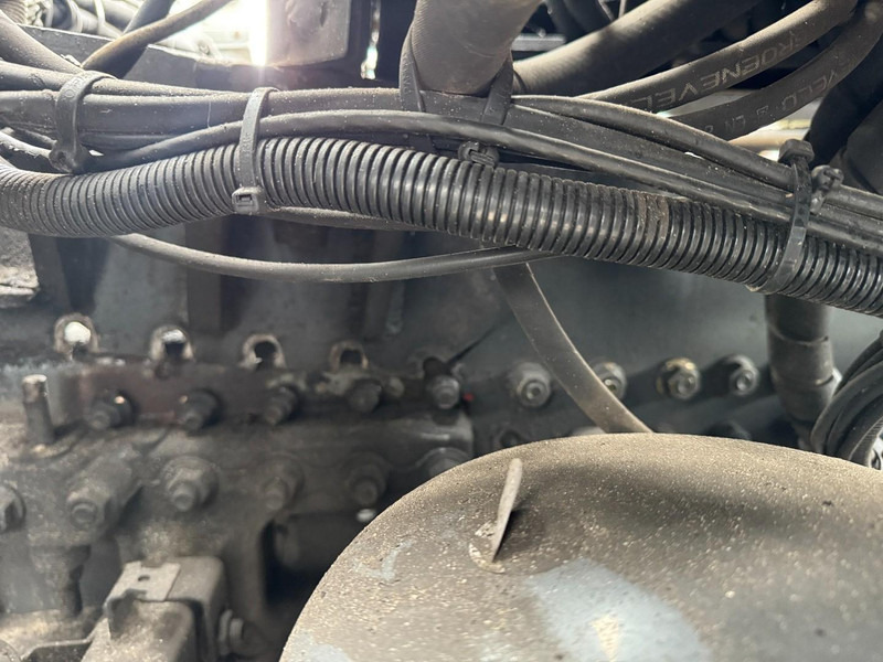 Kamion s kranom DAF CF410 FAQ HMF 2620, Unfall - Damaged.: slika Kamion s kranom DAF CF410 FAQ HMF 2620, Unfall - Damaged. Kamion s kranom DAF CF410 FAQ HMF 2620, Unfall - Damaged.: slika Kamion s kranom DAF CF410 FAQ HMF 2620, Unfall - Damaged.