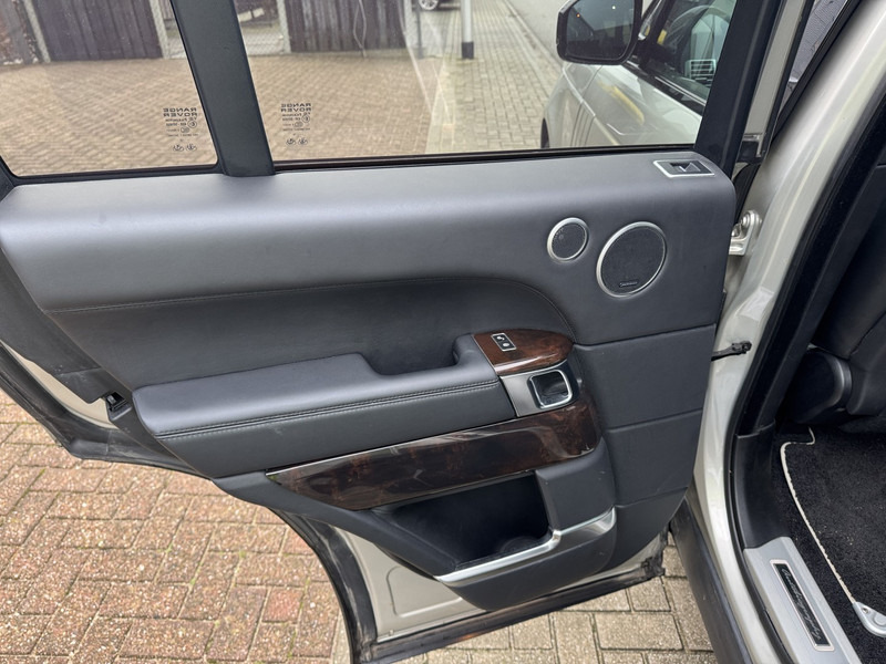 Zakup Land Rover Range Rover  4.4 SDV8, Autobio,Std-Heiz,Massage,Soft-Close, Full Land Rover Range Rover  4.4 SDV8, Autobio,Std-Heiz,Massage,Soft-Close, Full: slika Zakup Land Rover Range Rover  4.4 SDV8, Autobio,Std-Heiz,Massage,Soft-Close, Full Land Rover Range Rover  4.4 SDV8, Autobio,Std-Heiz,Massage,Soft-Close, Full