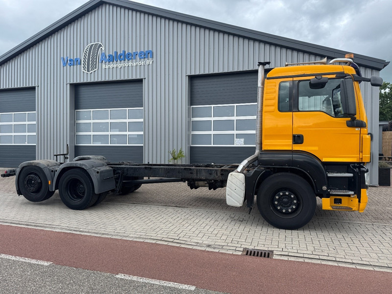 MAN TGS 26.360 6x2, Manual Gear, Steering Axle - Kamion-šasija: slika MAN TGS 26.360 6x2, Manual Gear, Steering Axle - Kamion-šasija MAN TGS 26.360 6x2, Manual Gear, Steering Axle - Kamion-šasija: slika MAN TGS 26.360 6x2, Manual Gear, Steering Axle - Kamion-šasija