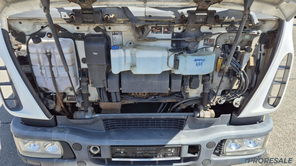 Kamion s otvorenim sandukom IVECO EUROCARGO ML 80E17 - valník: slika Kamion s otvorenim sandukom IVECO EUROCARGO ML 80E17 - valník