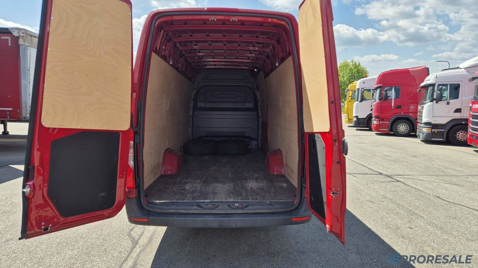 MERCEDES-BENZ SPRINTER 319 3,0 CDi 140 kW - Furgon: slika MERCEDES-BENZ SPRINTER 319 3,0 CDi 140 kW - Furgon MERCEDES-BENZ SPRINTER 319 3,0 CDi 140 kW - Furgon: slika MERCEDES-BENZ SPRINTER 319 3,0 CDi 140 kW - Furgon