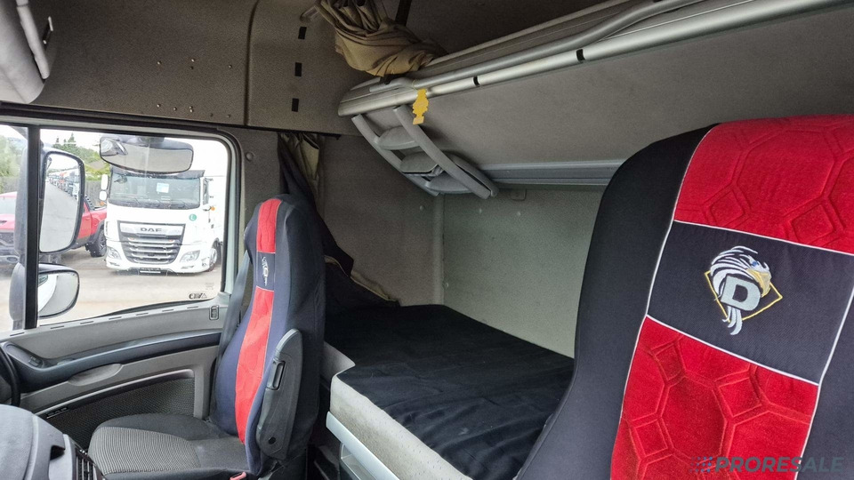 DAF FT XF 105.460 SC EURO 5 - Tegljač: slika DAF FT XF 105.460 SC EURO 5 - Tegljač DAF FT XF 105.460 SC EURO 5 - Tegljač: slika DAF FT XF 105.460 SC EURO 5 - Tegljač