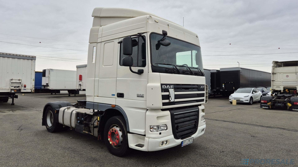 DAF FT XF 105.460 SC EURO 5 - Tegljač: slika DAF FT XF 105.460 SC EURO 5 - Tegljač DAF FT XF 105.460 SC EURO 5 - Tegljač: slika DAF FT XF 105.460 SC EURO 5 - Tegljač